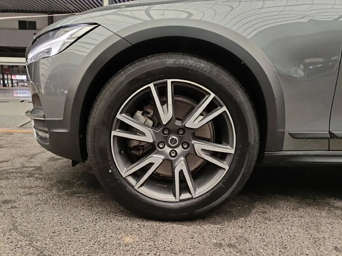 2020 Volvo V90 2.0T 254HP L4 8AT,autocango,china used car exporter,china ev exporter,chinese used car exporter,chinese used ev exporter