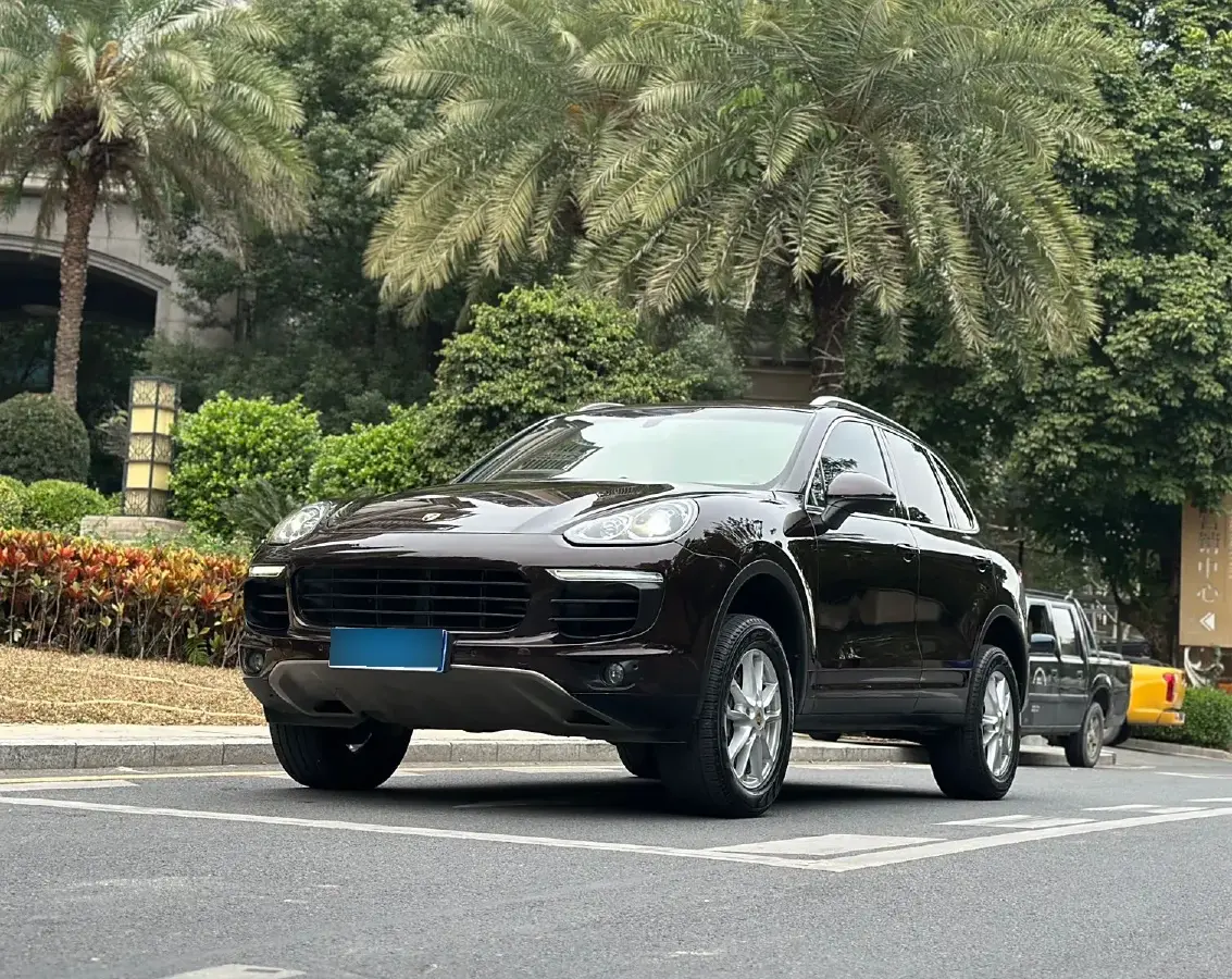 2015 Porsche Cayenne 3.0T 333HP V6 8AT