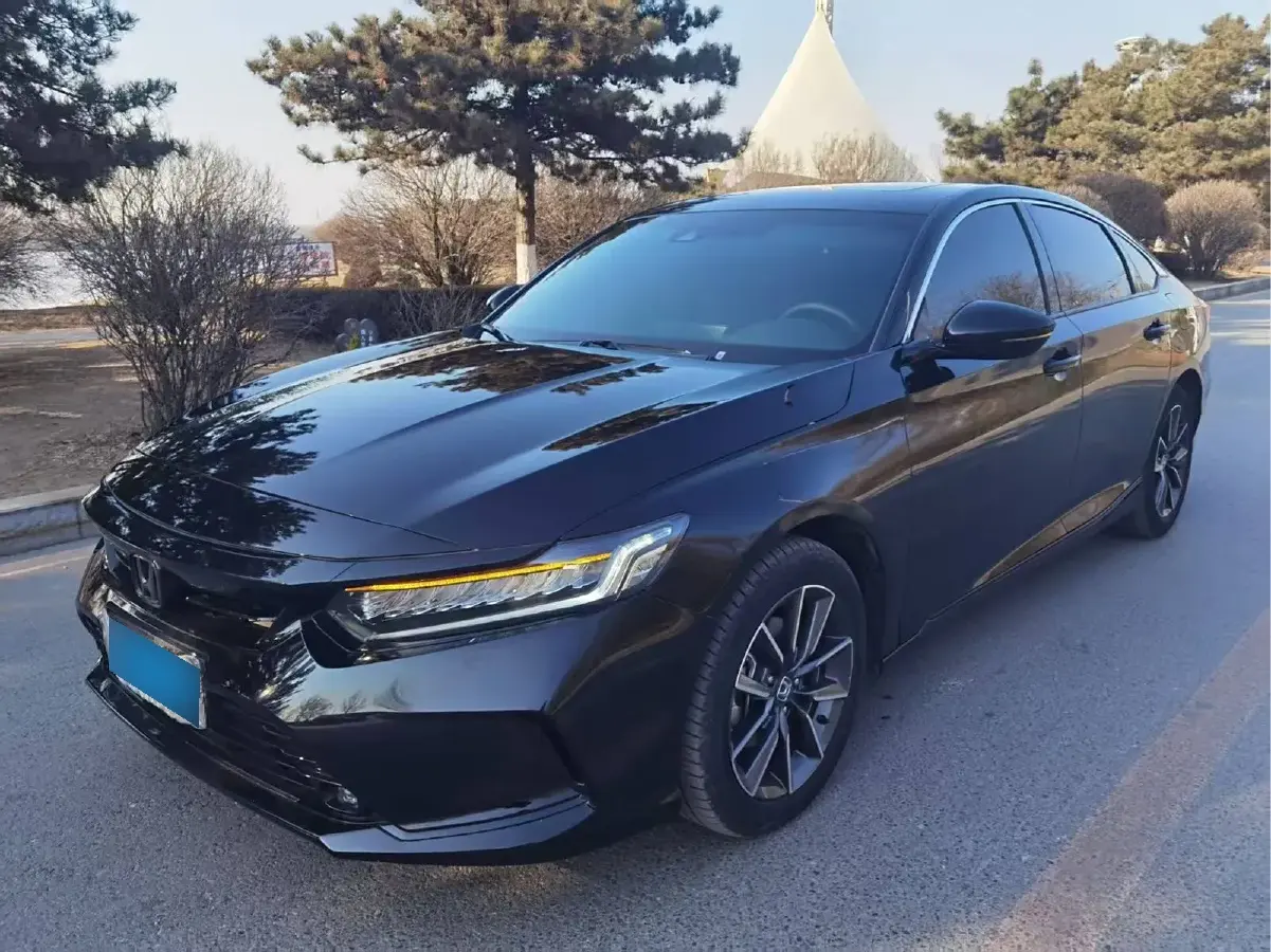 2023 Honda Inspire 1.5T 192HP L4 CVT