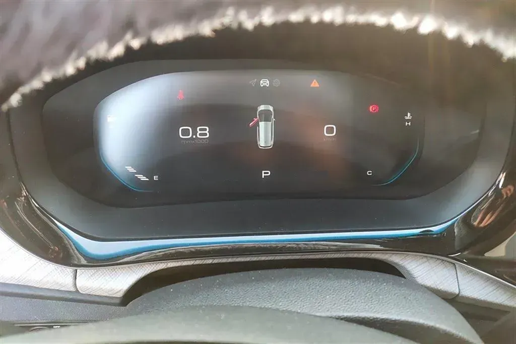 2019 BaoJun RM-5 1.5T 147HP L4 CVT,autocango,china used car exporter,china ev exporter,chinese used car exporter,chinese used ev exporter