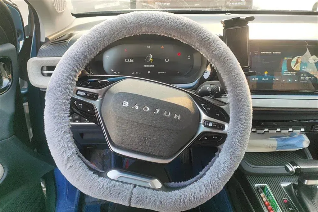 2019 BaoJun RM-5 1.5T 147HP L4 CVT,autocango,china used car exporter,china ev exporter,chinese used car exporter,chinese used ev exporter