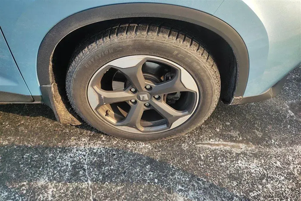 2019 BaoJun RM-5 1.5T 147HP L4 CVT,autocango,china used car exporter,china ev exporter,chinese used car exporter,chinese used ev exporter