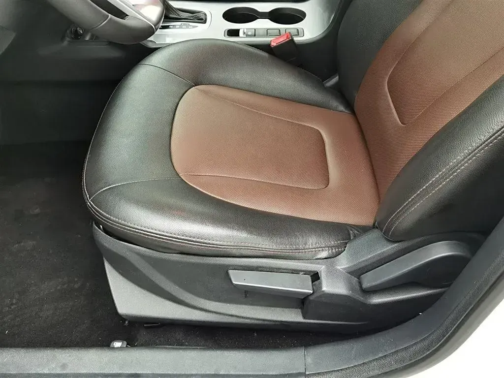 2015 JAC Refine S5 1.5T 174HP L4 6DCT,autocango,china used car exporter,china ev exporter,chinese used car exporter,chinese used ev exporter