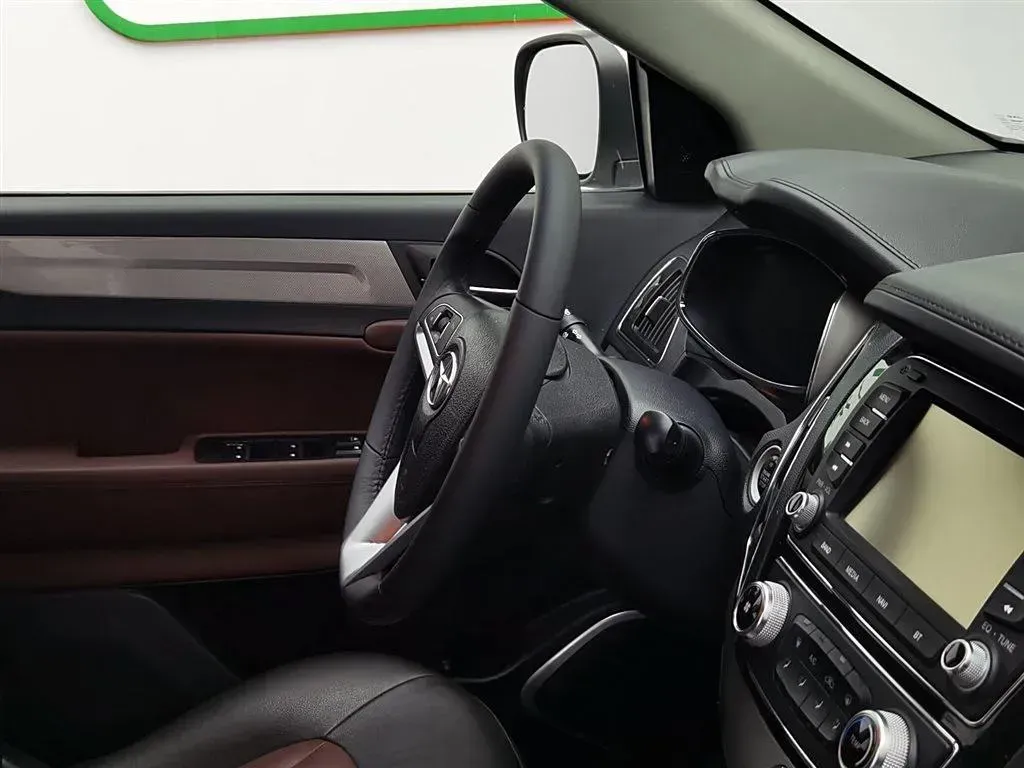 2015 JAC Refine S5 1.5T 174HP L4 6DCT,autocango,china used car exporter,china ev exporter,chinese used car exporter,chinese used ev exporter