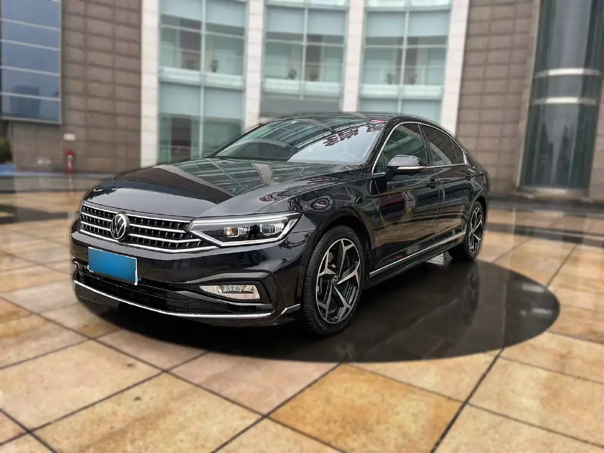 2023 Volkswagen Magotan 2.0T 186HP L4 7DCT