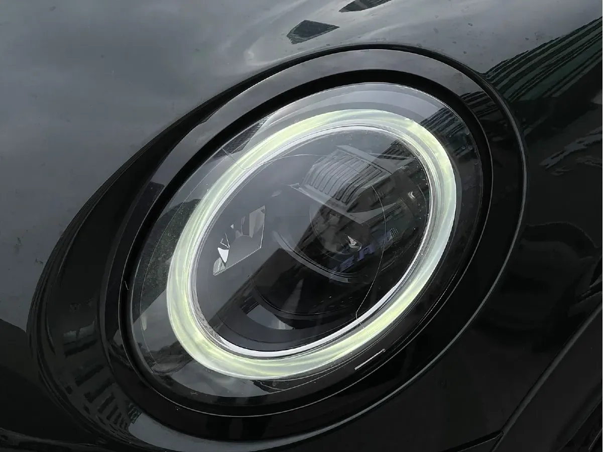 2022 MINI JCW 2.0T 231HP L4 8AT,autocango,china used car exporter,china ev exporter,chinese used car exporter,chinese used ev exporter