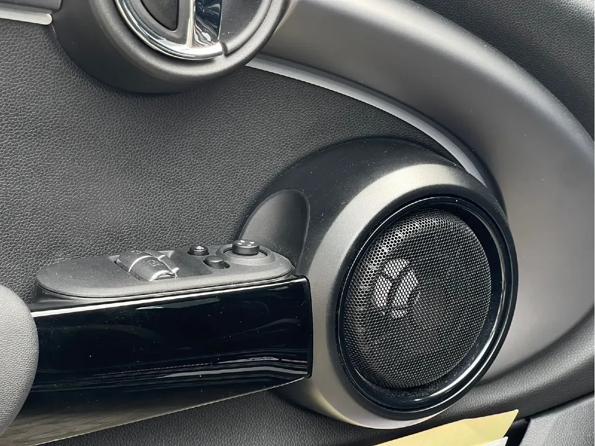 2022 MINI JCW 2.0T 231HP L4 8AT,autocango,china used car exporter,china ev exporter,chinese used car exporter,chinese used ev exporter