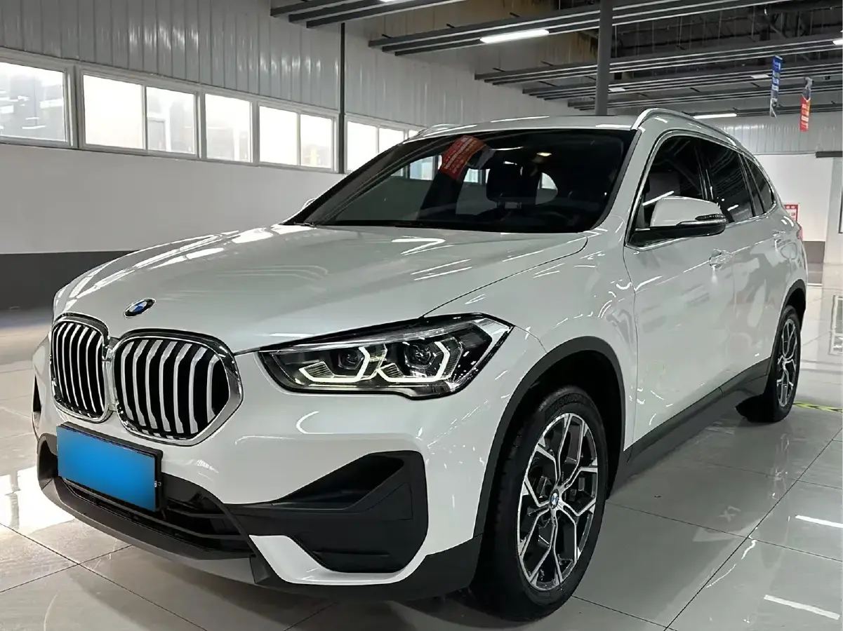 2021 BMW X1 2.0T 192HP L4 7DCT