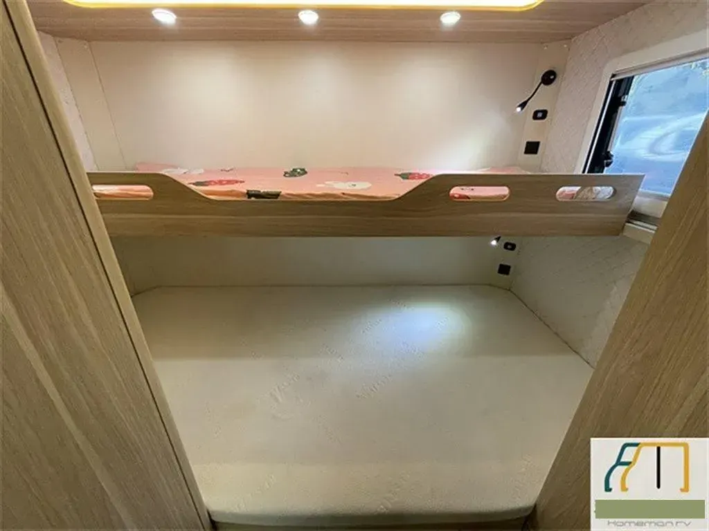 2023 WuLing RongGuang New Truck RV,autocango,china used car exporter,china ev exporter,chinese used car exporter,chinese used ev exporter