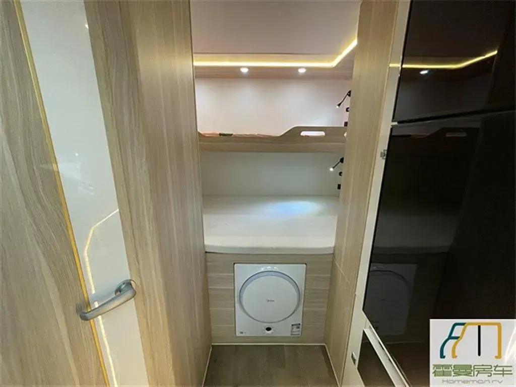 2023 WuLing RongGuang New Truck RV,autocango,china used car exporter,china ev exporter,chinese used car exporter,chinese used ev exporter