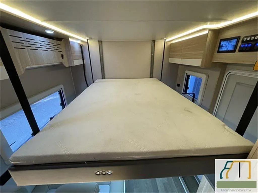 2023 WuLing RongGuang New Truck RV,autocango,china used car exporter,china ev exporter,chinese used car exporter,chinese used ev exporter