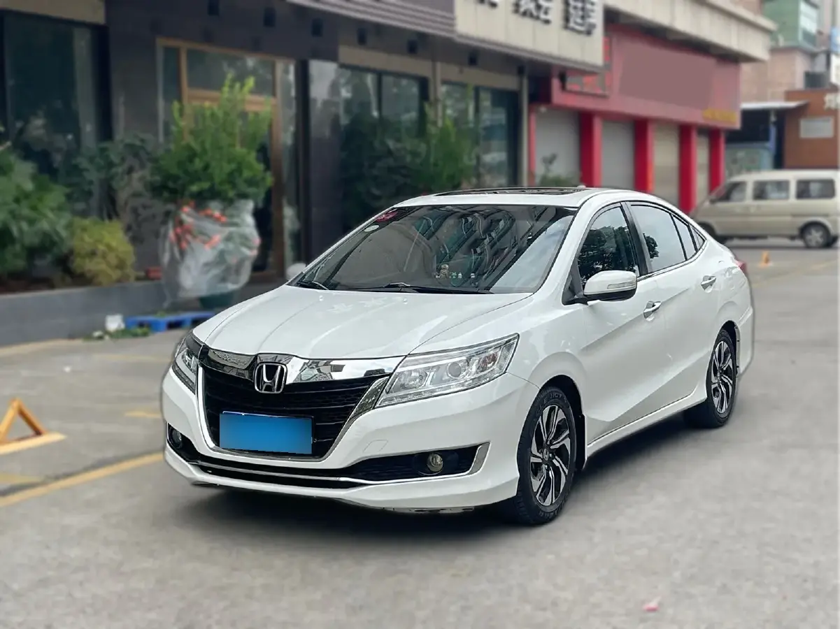 2017 Honda Crider 1.8L 136HP L4 CVT