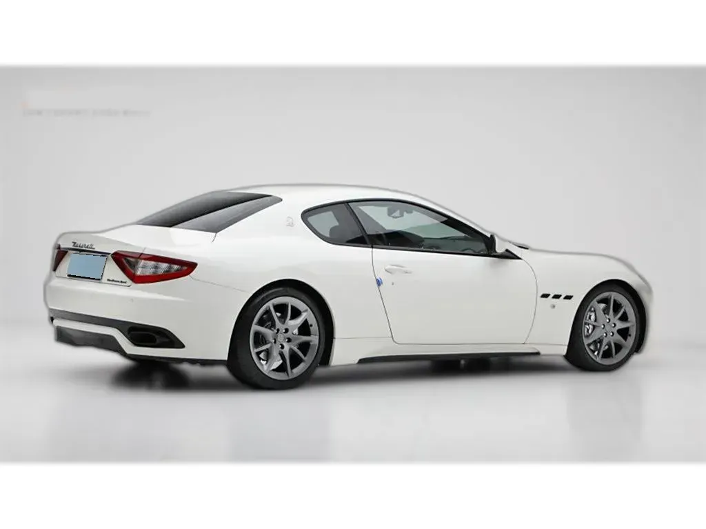 2013 Maserati GranTurismo 4.7L 460HP V8 6AT,autocango,china used car exporter,china ev exporter,chinese used car exporter,chinese used ev exporter