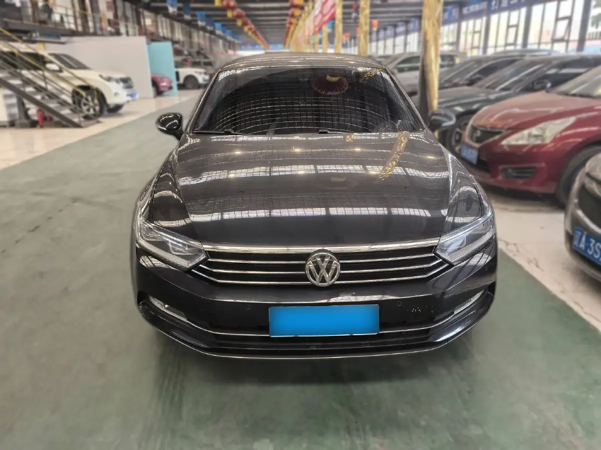 2017 Volkswagen Magotan 1.8T 180HP L4 7DCT