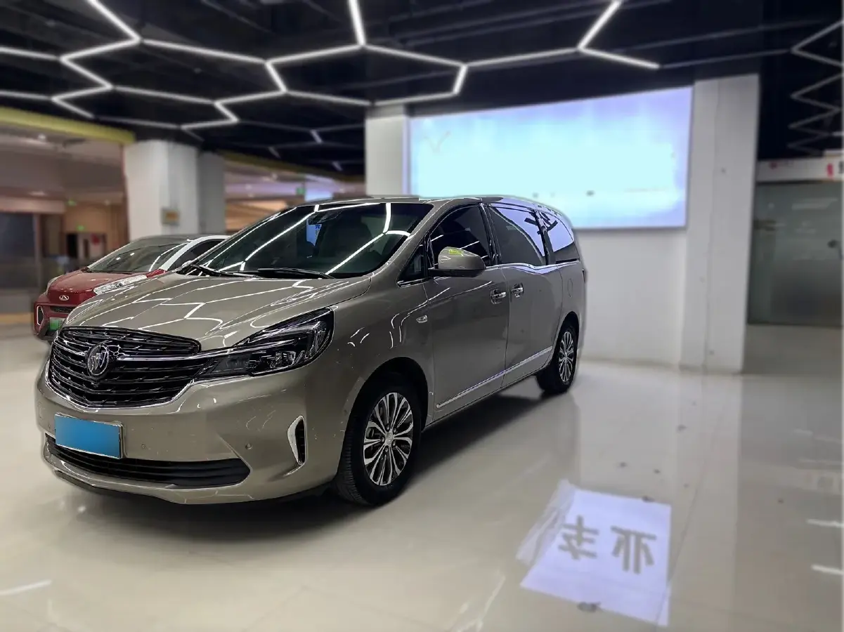 2022 Buick GL8 2.0T 237HP L4 9AT