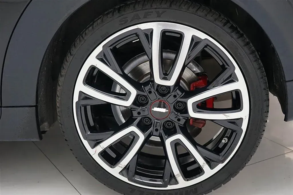 2023 MINI JCW 2.0T 231HP L4 8AT,autocango,china used car exporter,china ev exporter,chinese used car exporter,chinese used ev exporter