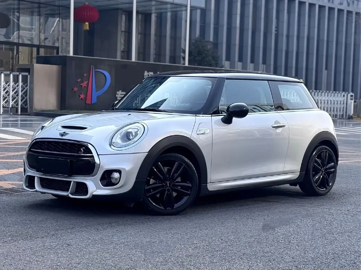 2017 MINI MINI 2.0T 192HP L4 6AT