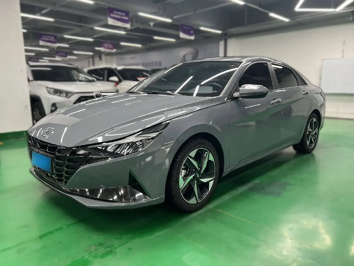 2021 Hyundai Elantra 1.5L 115HP L4 CVT