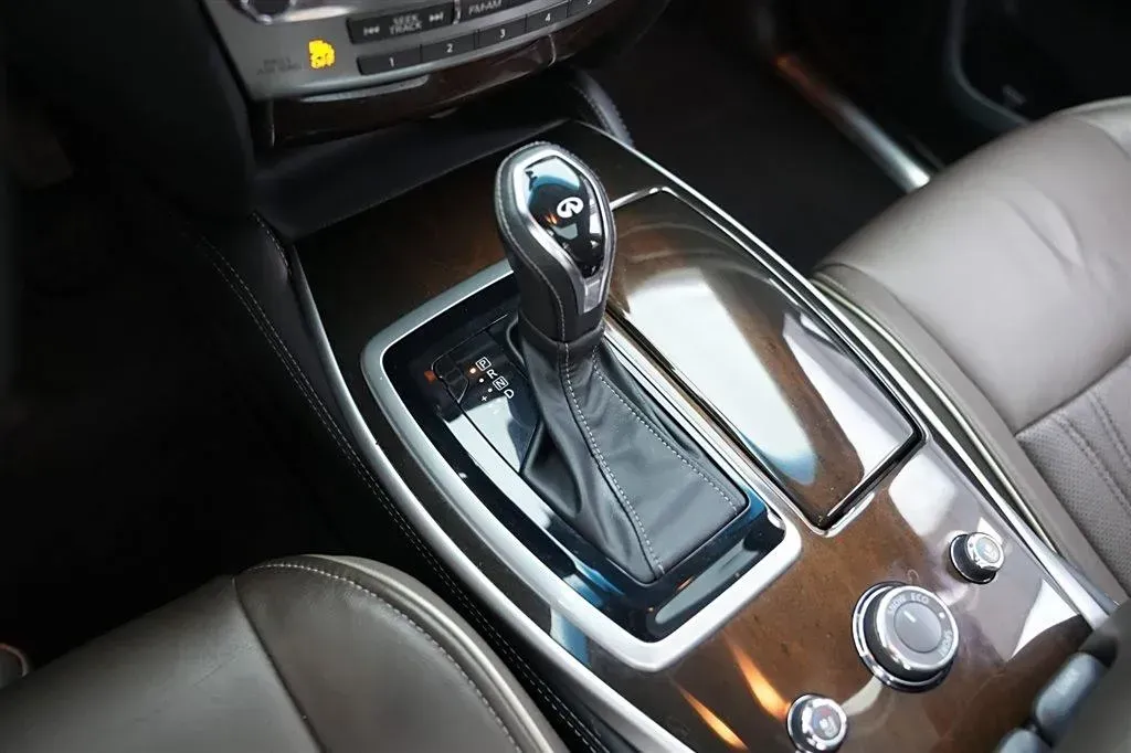 2016 Infiniti QX60 2.5T 233HP L4 CVT Hybrid,autocango,china used car exporter,china ev exporter,chinese used car exporter,chinese used ev exporter