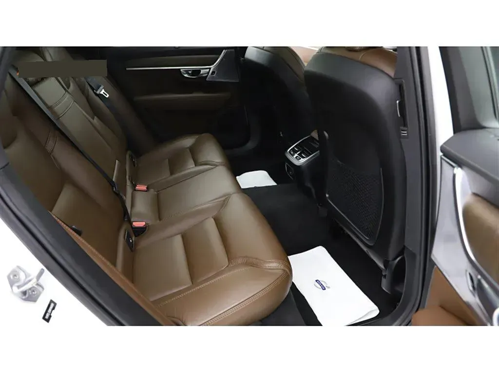 2022 Volvo V90 2.0T 250HP L4 8AT,autocango,china used car exporter,china ev exporter,chinese used car exporter,chinese used ev exporter