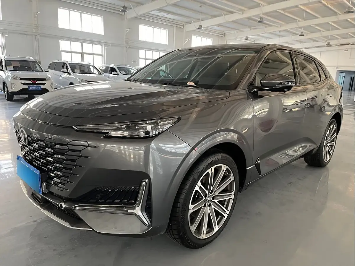 2021 ChangAn UNI-K 2.0T 233HP L4 8AT
