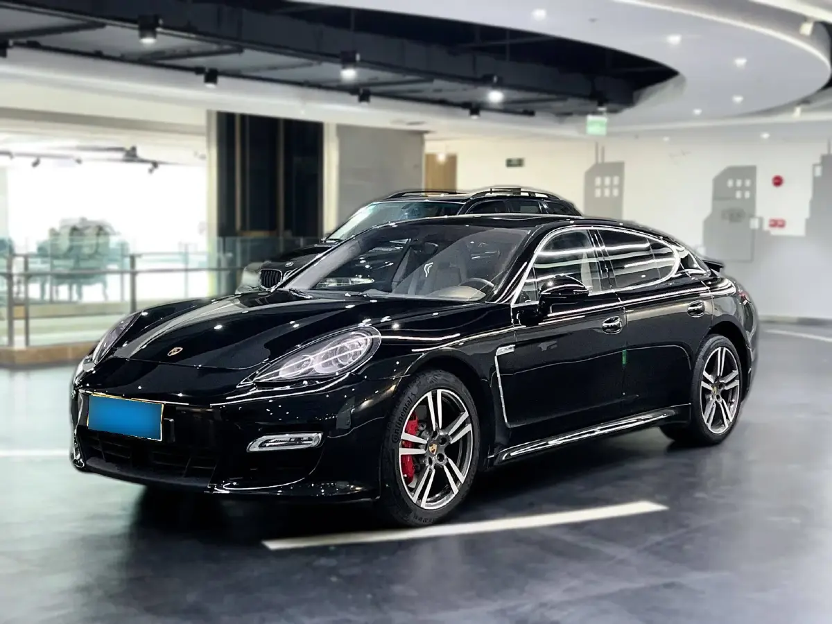 2010 Porsche Panamera 4.8T 500HP V8 7DCT