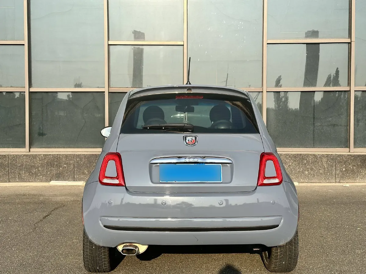 2011 Fiat 500 1.4L 101HP L4 6AT,autocango,china used car exporter,china ev exporter,chinese used car exporter,chinese used ev exporter