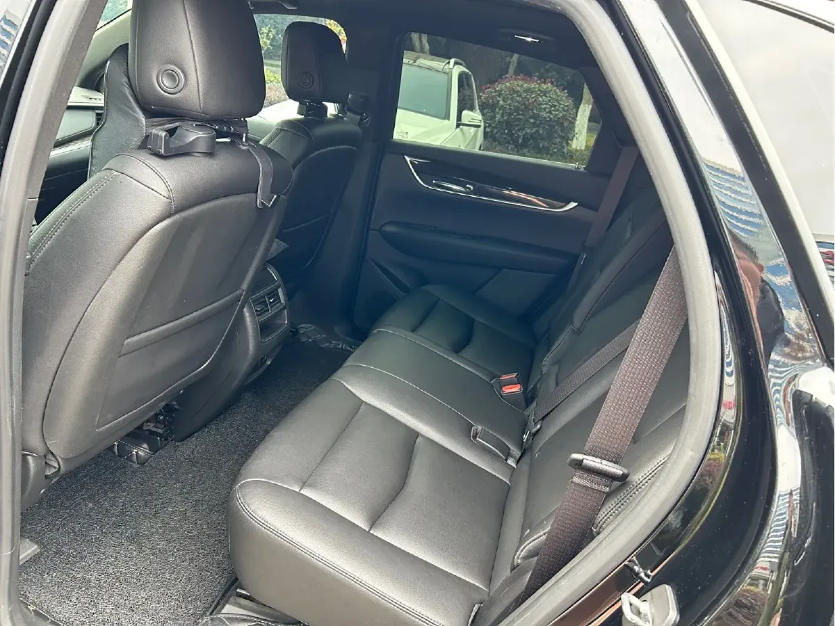 2018 Cadillac XT5 2.0T 269HP L4 8AT,autocango,china used car exporter,china ev exporter,chinese used car exporter,chinese used ev exporter