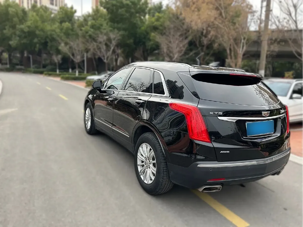 2018 Cadillac XT5 2.0T 269HP L4 8AT,autocango,china used car exporter,china ev exporter,chinese used car exporter,chinese used ev exporter