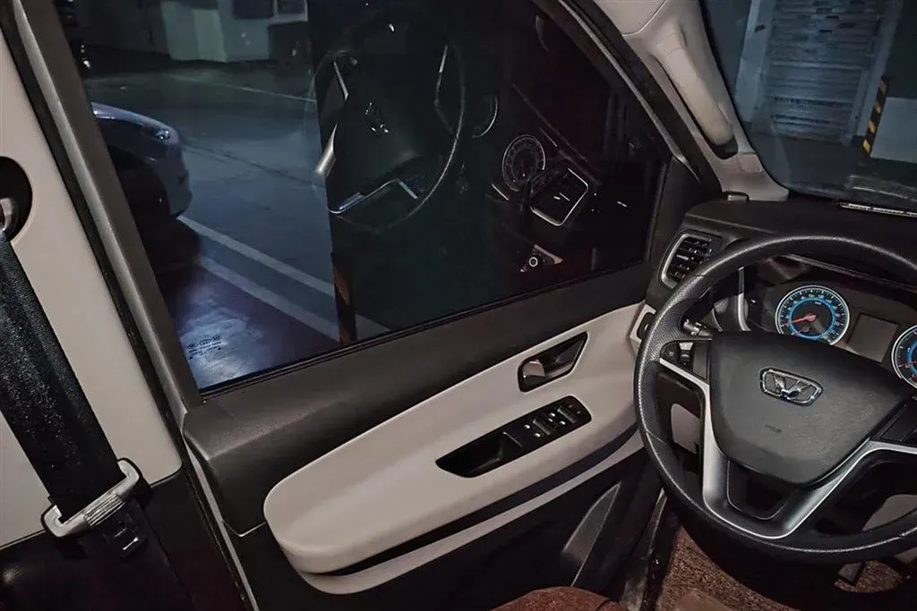 2017 HuaSong 7 2.0T 204HP L4 6AT,autocango,china used car exporter,china ev exporter,chinese used car exporter,chinese used ev exporter