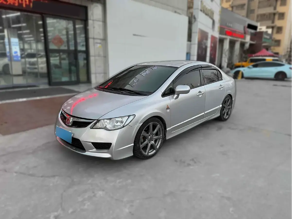 2012 Ciimo Ciimo 1.8L 140HP L4 5MT