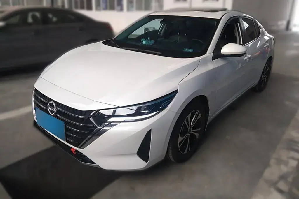 2023 Nissan Sylphy 1.6L 135HP L4 CVT