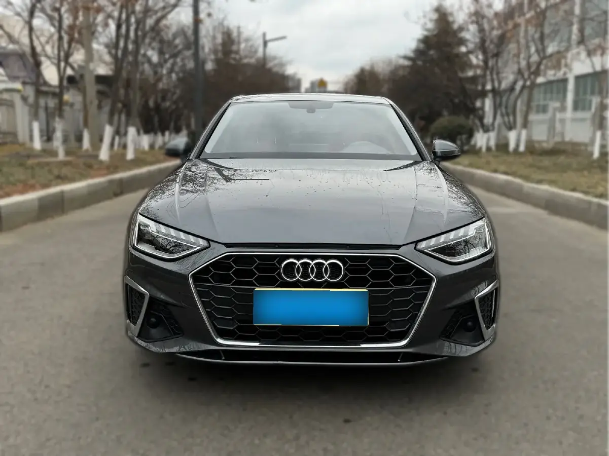 2020 Audi A4L 2.0T 190HP L4 7DCT