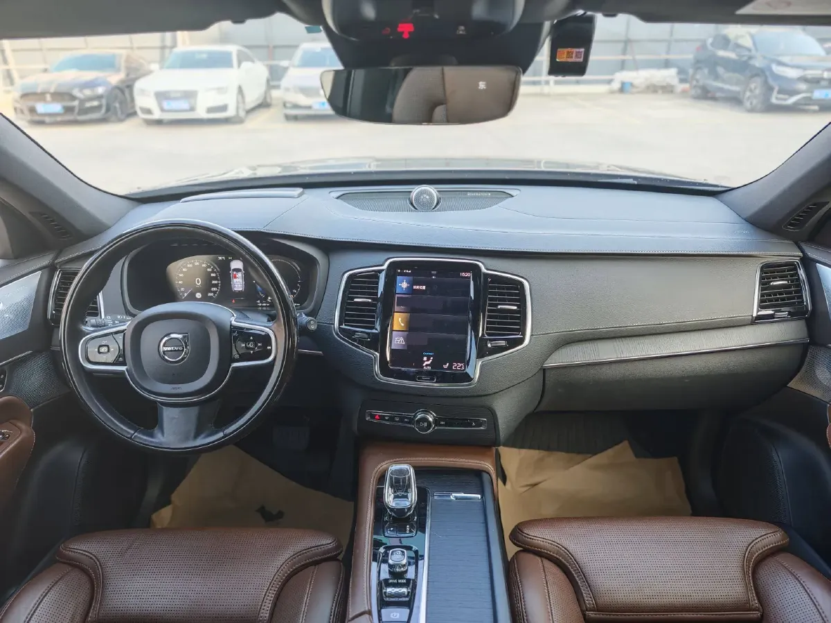 2021 Volvo XC90 PHEV 2.0T 303HP L4 8AT PHEV 11.6KWH,autocango,china used car exporter,china ev exporter,chinese used car exporter,chinese used ev exporter