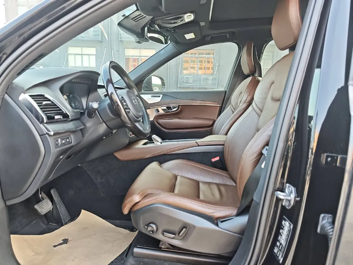 2021 Volvo XC90 PHEV 2.0T 303HP L4 8AT PHEV 11.6KWH,autocango,china used car exporter,china ev exporter,chinese used car exporter,chinese used ev exporter