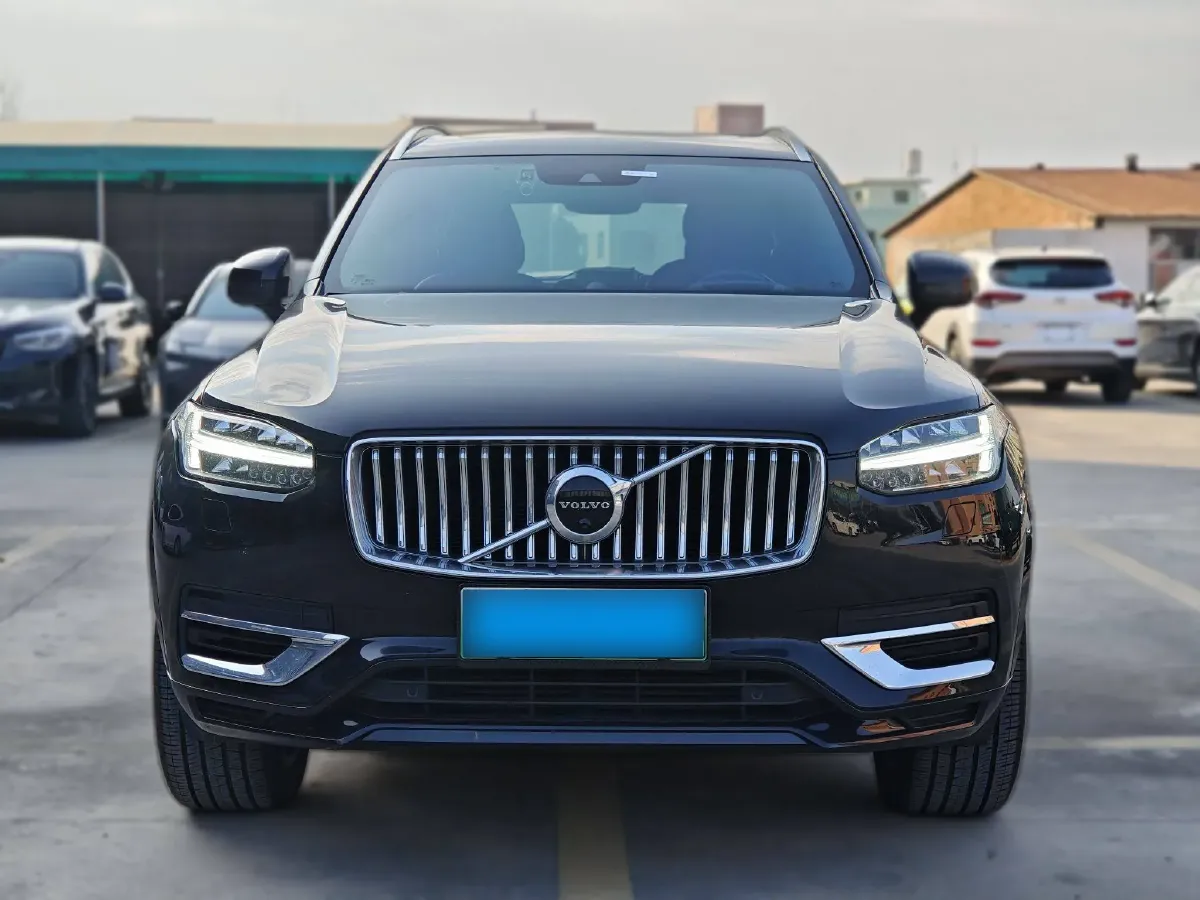 2021 Volvo XC90 PHEV 2.0T 303HP L4 8AT PHEV 11.6KWH,autocango,china used car exporter,china ev exporter,chinese used car exporter,chinese used ev exporter