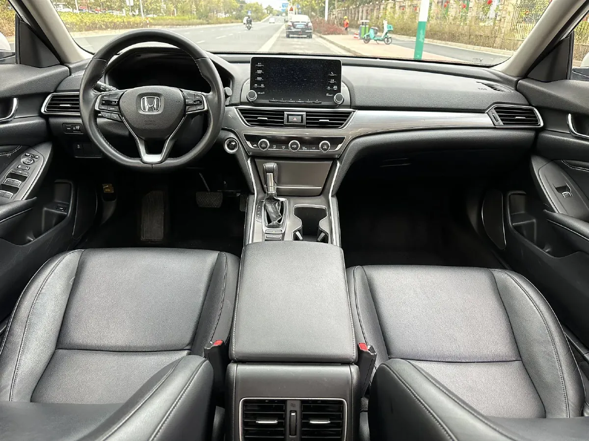 2018 Honda Accord 1.5T 194HP L4 CVT,autocango,china used car exporter,china ev exporter,chinese used car exporter,chinese used ev exporter