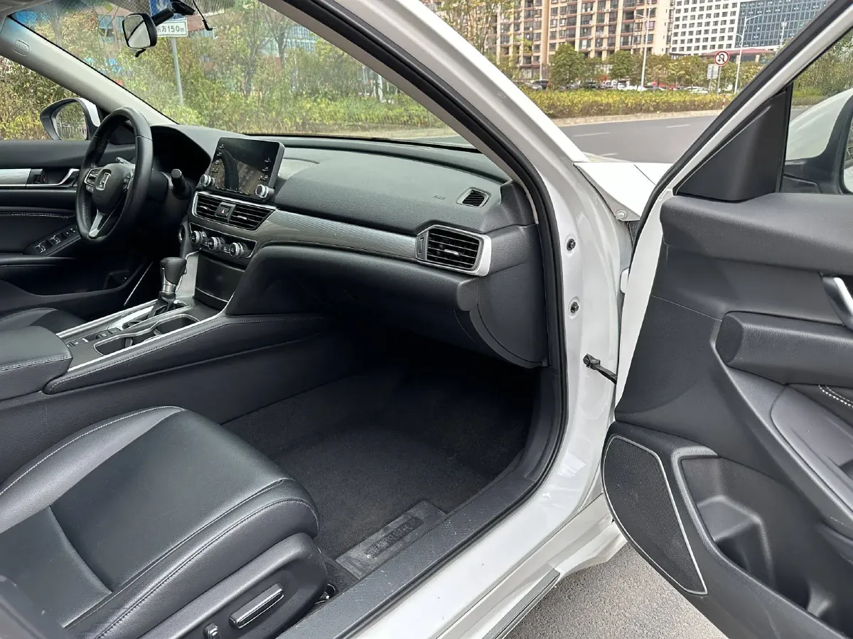 2018 Honda Accord 1.5T 194HP L4 CVT,autocango,china used car exporter,china ev exporter,chinese used car exporter,chinese used ev exporter