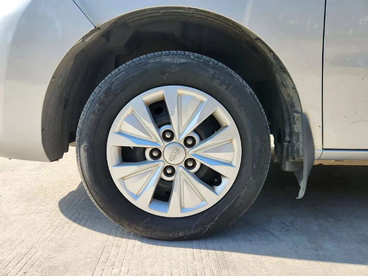 2019 JAC Refine M3 1.8L 133HP L4 5MT,autocango,china used car exporter,china ev exporter,chinese used car exporter,chinese used ev exporter