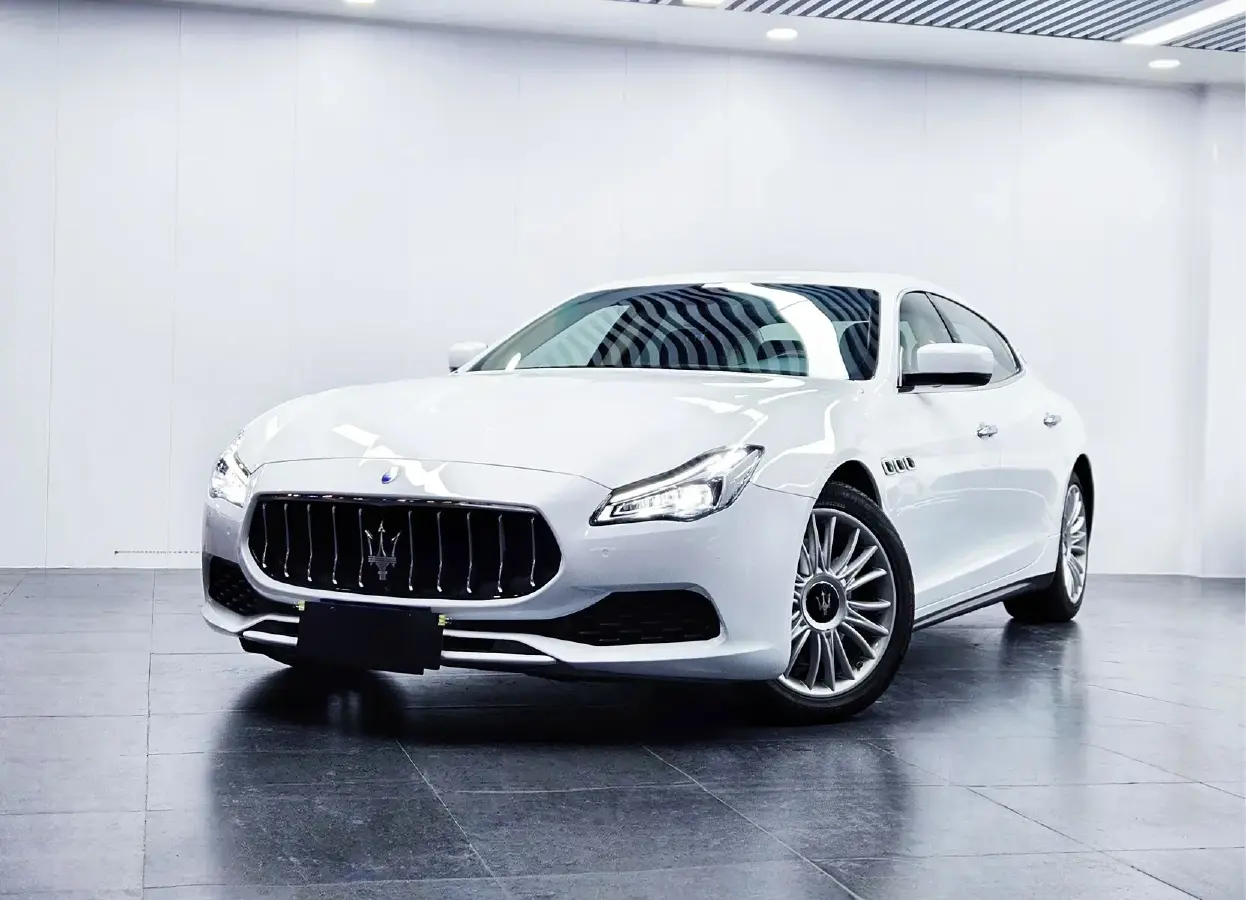 2013 Maserati Quattroporte 3.0T 330HP V6 8AT
