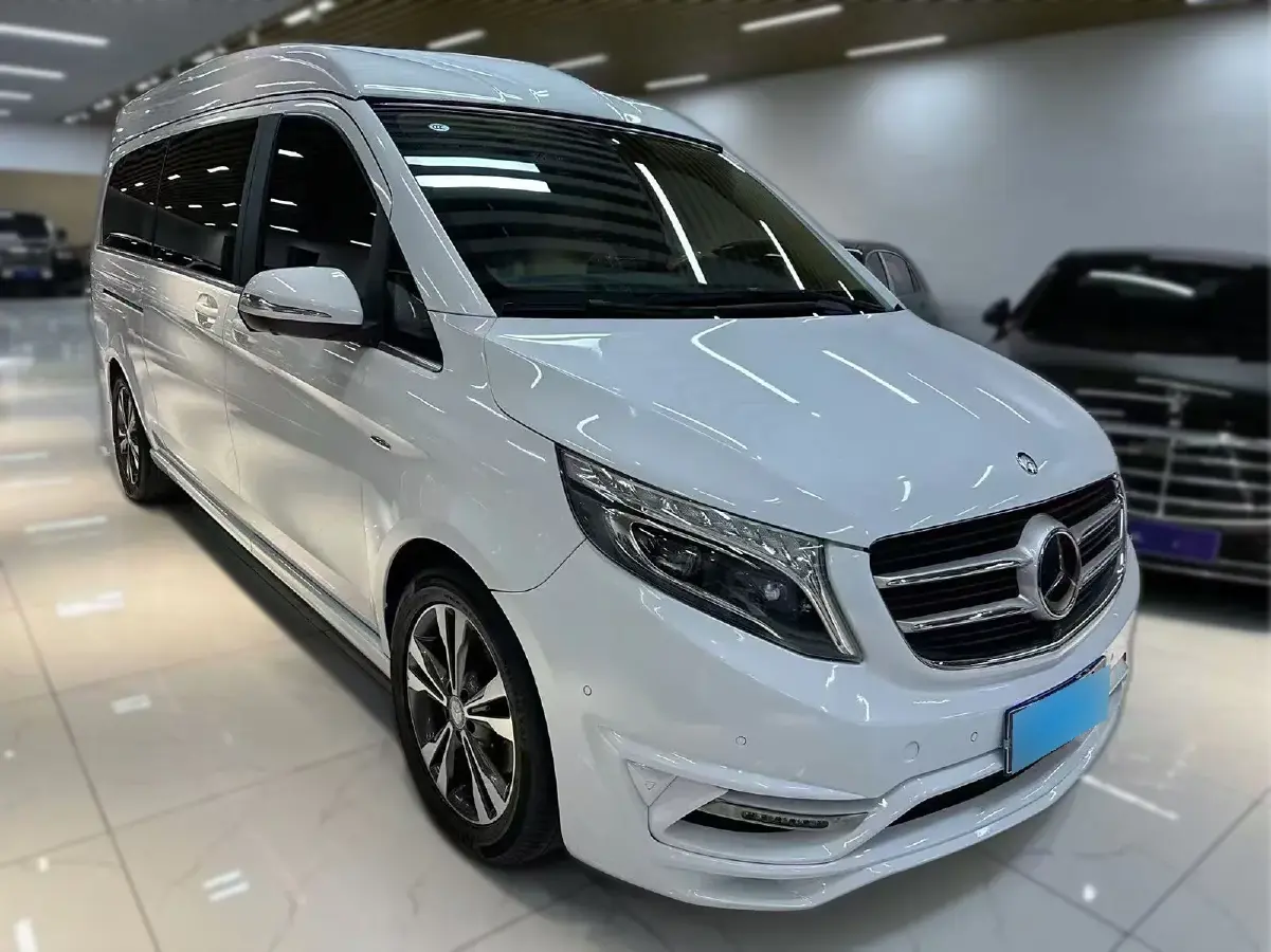 2016 Mercedes-Benz V Class 2.0T 211HP L4 7AT