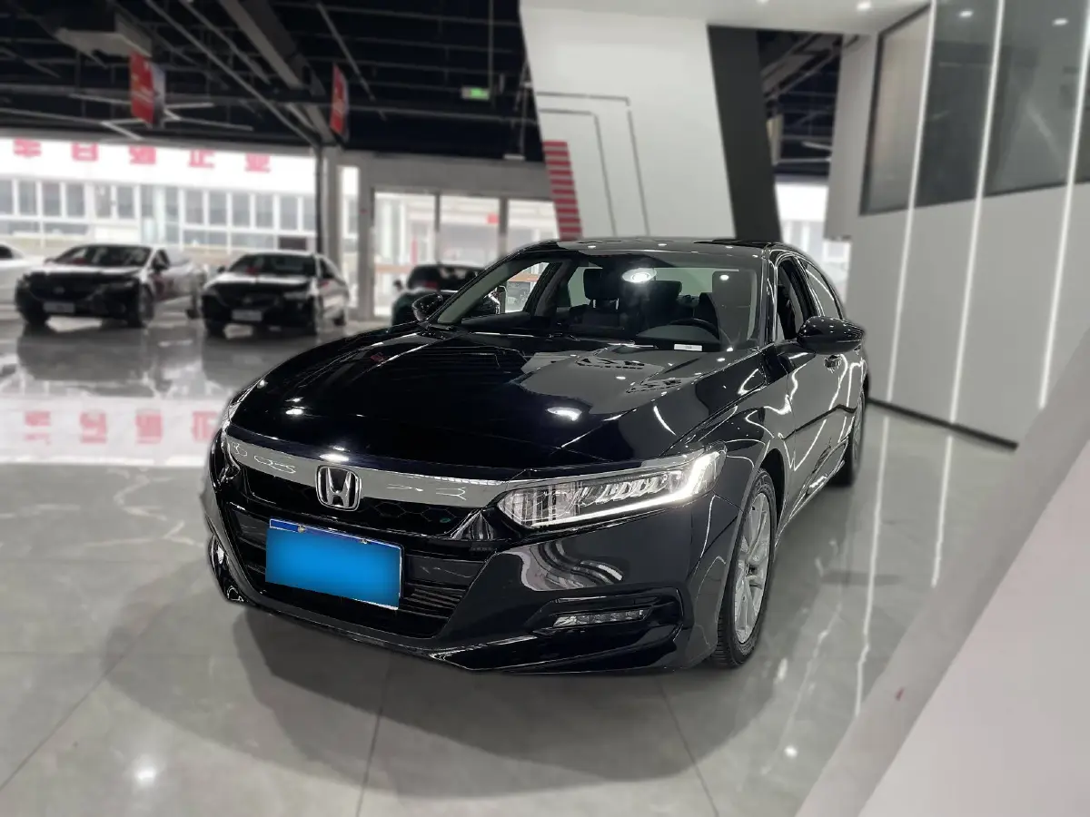 2018 Honda Accord 1.5T 194HP L4 CVT