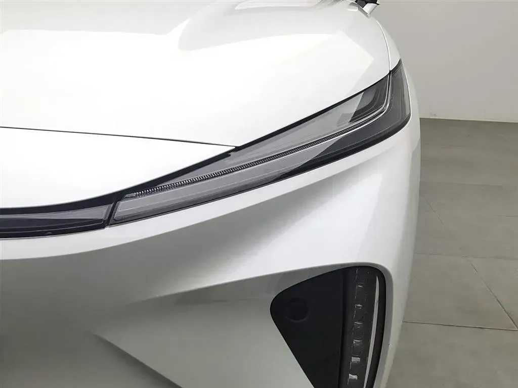 2024 Rising Auto R7 BEV 77KWH,autocango,china used car exporter,china ev exporter,chinese used car exporter,chinese used ev exporter