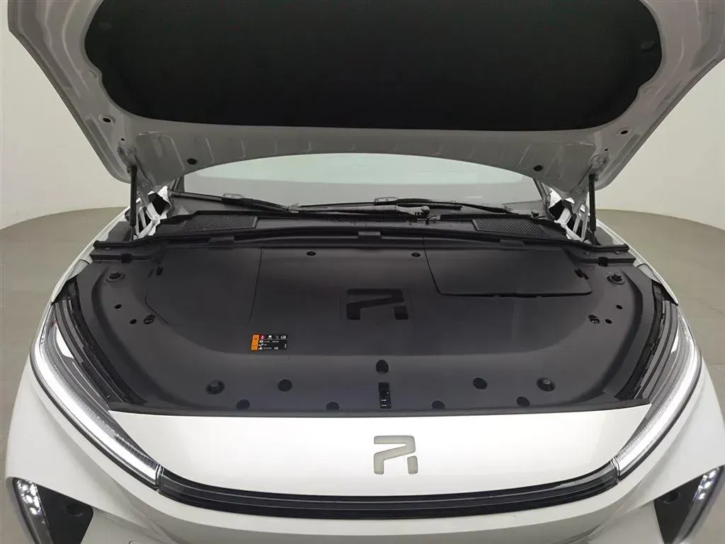 2024 Rising Auto R7 BEV 77KWH,autocango,china used car exporter,china ev exporter,chinese used car exporter,chinese used ev exporter