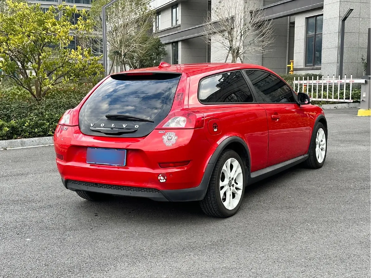 2012 Volvo C30 2.0L 145HP L4 6DCT,autocango,china used car exporter,china ev exporter,chinese used car exporter,chinese used ev exporter