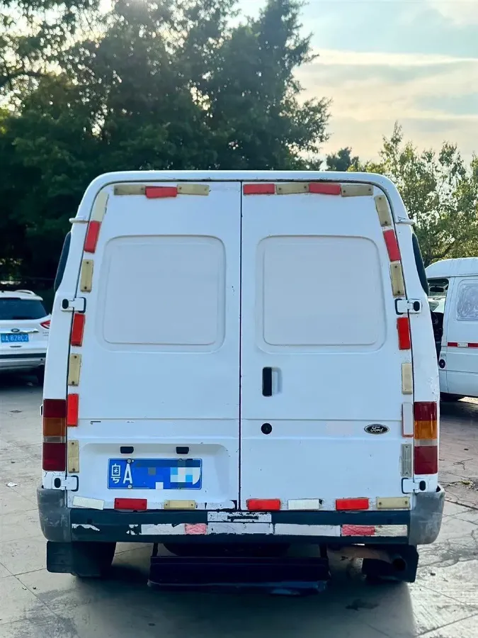 2016 Ford Classic Transit 2.8T 108HP L4 5MT,autocango,china used car exporter,china ev exporter,chinese used car exporter,chinese used ev exporter