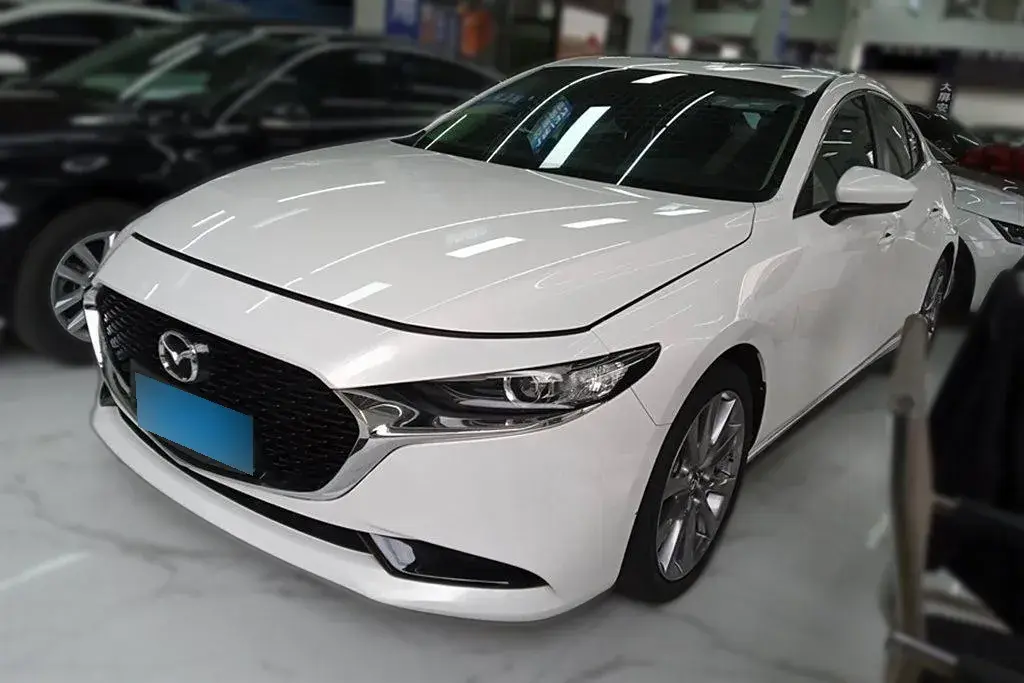 2021 Mazda 3 Axela 2.0L 158HP L4 6AT