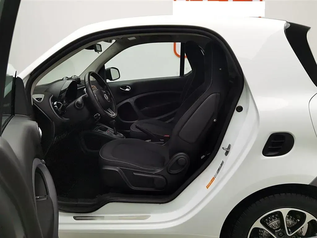 2015 Smart smart fortwo 1.0L 71HP L3 6DCT,autocango,china used car exporter,china ev exporter,chinese used car exporter,chinese used ev exporter