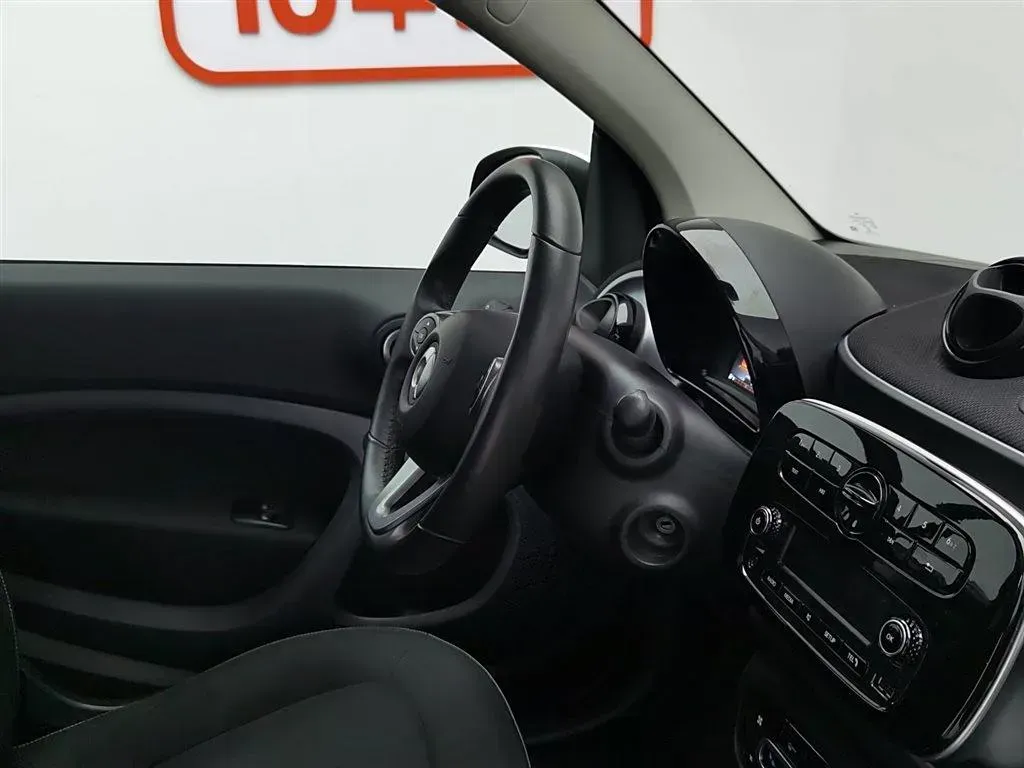 2015 Smart smart fortwo 1.0L 71HP L3 6DCT,autocango,china used car exporter,china ev exporter,chinese used car exporter,chinese used ev exporter