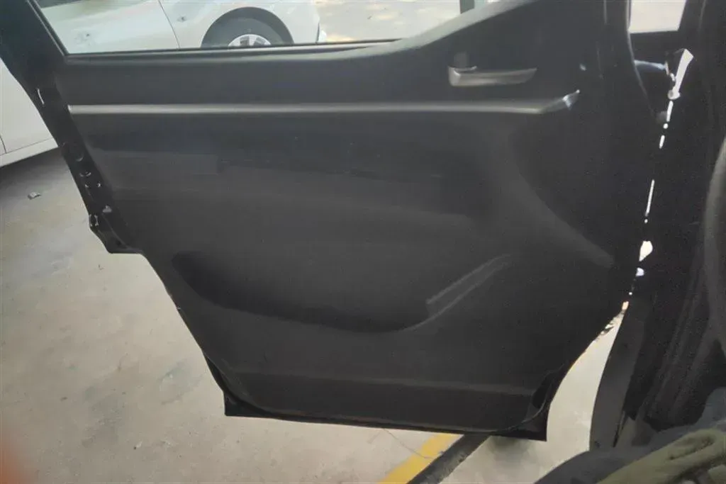 2023 DongFeng Forthing LingZhi 1.6L 116HP L4 5MT,autocango,china used car exporter,china ev exporter,chinese used car exporter,chinese used ev exporter